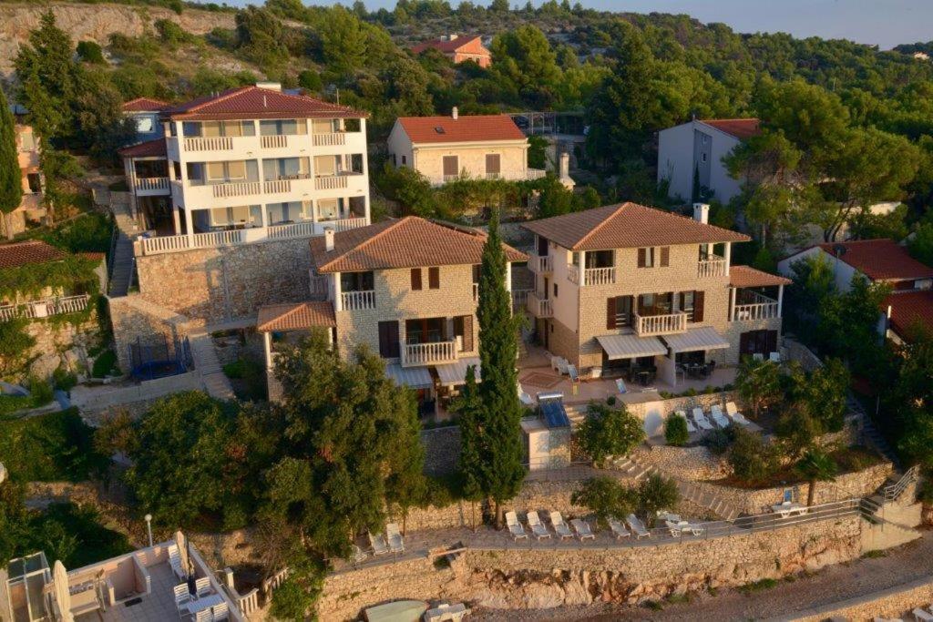 Premium Oaza Apartment Primosten Exterior photo