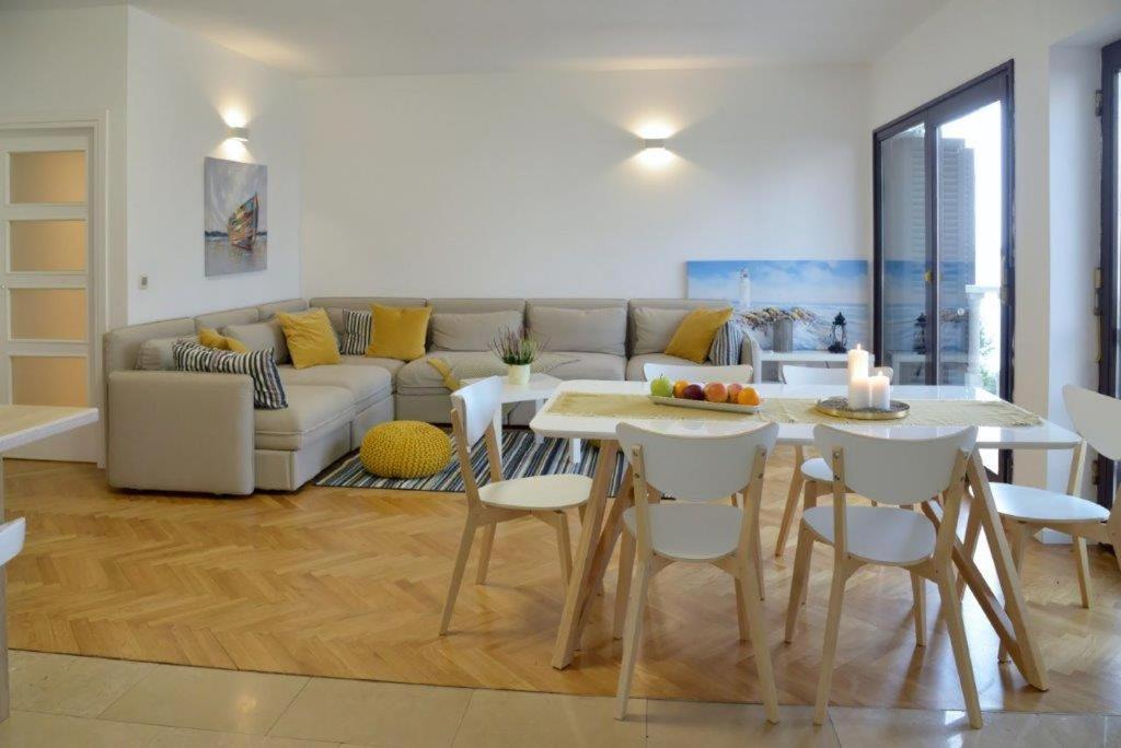 Premium Oaza Apartment Primosten Exterior photo