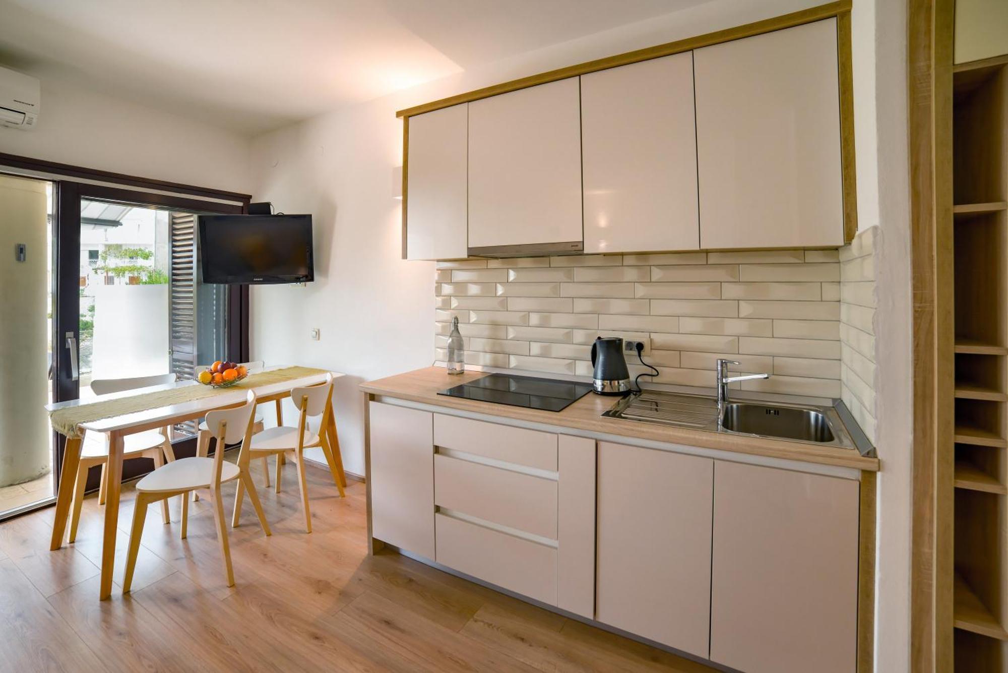 Premium Oaza Apartment Primosten Exterior photo